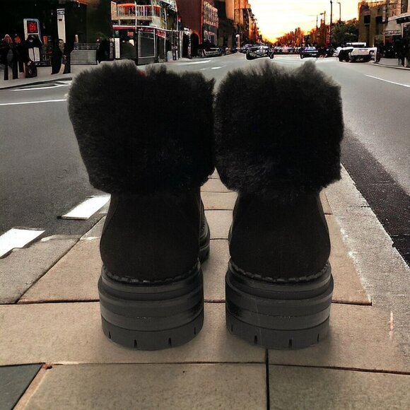 Sugar Womens Rolls Fuzzy Lug Sole Hiker Boots Size 7M Red Laces - Picture 14 of 16